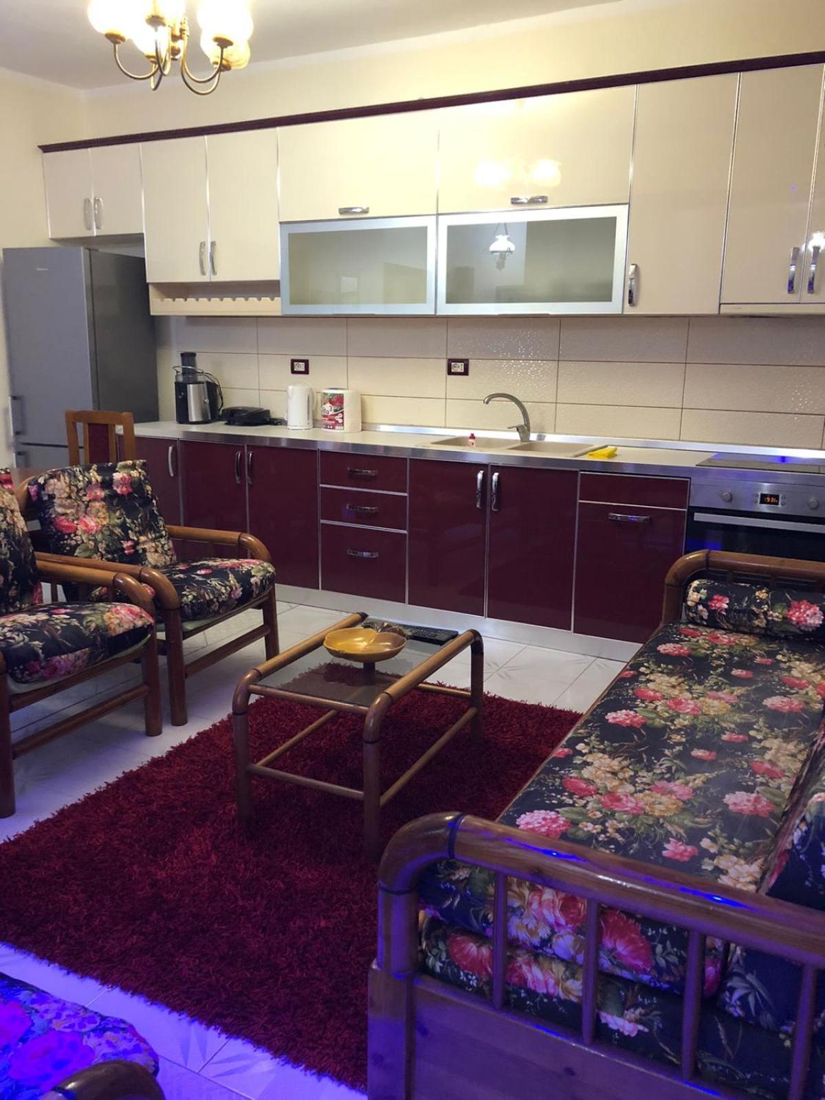 Grace Apartment City Center Тирана Экстерьер фото